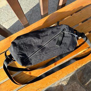 Womens Lululemon Fast Track 2.0 Cross Body Bag Asia Exclusive 10L